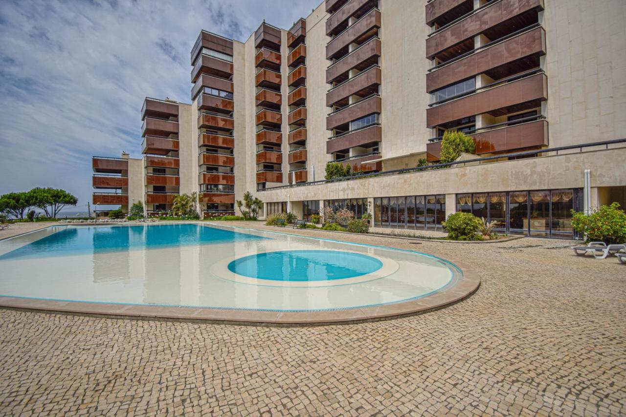 Stylish One Bedroom Apartment With Swimming Pool Cascais Bagian luar foto